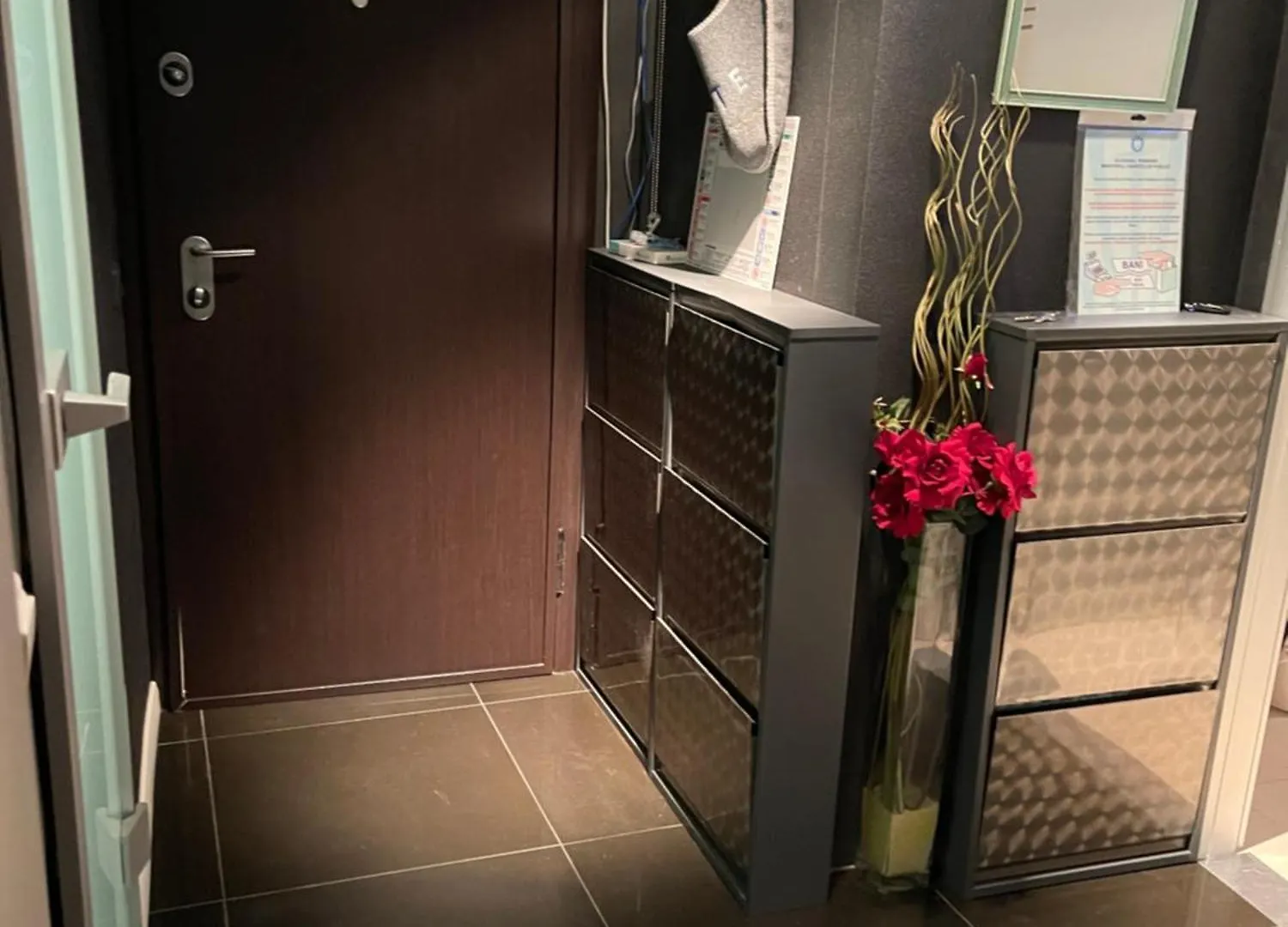 Black Apartament Nr1 Bukarest 0*,